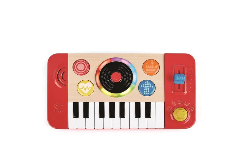 Estudio DJ de mezcla y pinchadiscos · Hape