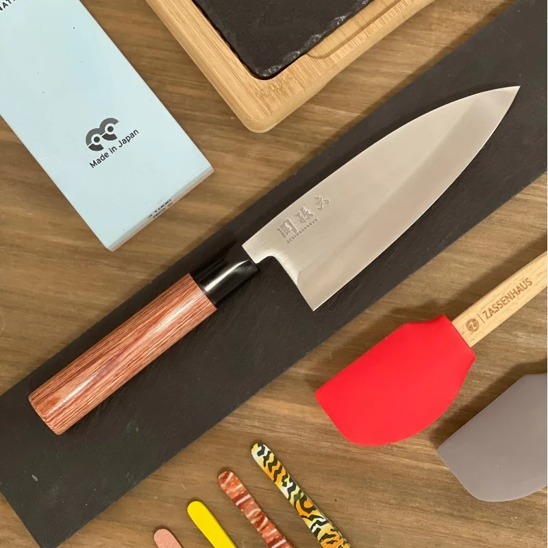 Cuchillo Deba Kai Seki Magoroku Redwood 15cm Pescado Japonés