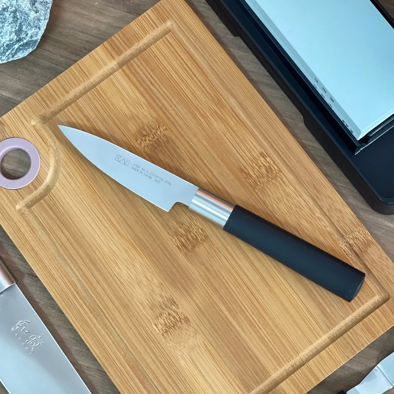Cuchillo Pelador Kai Wasabi Black 10cm Japonés Puntilla