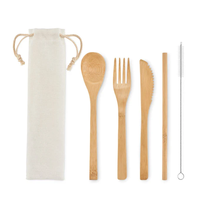 Set de Cuatro Cubiertos Reutilizables Ecológicos de Bambú Setstraw