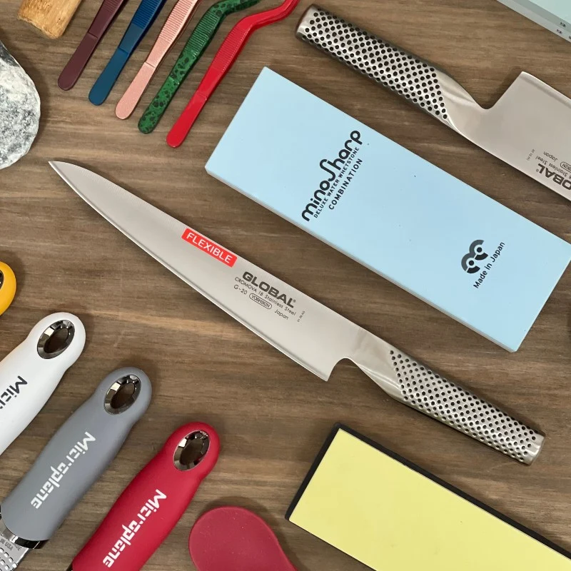 Cuchillo Fileteador Flexible Global G-20 – Hoja 21 cm Acero CROMOVA 18