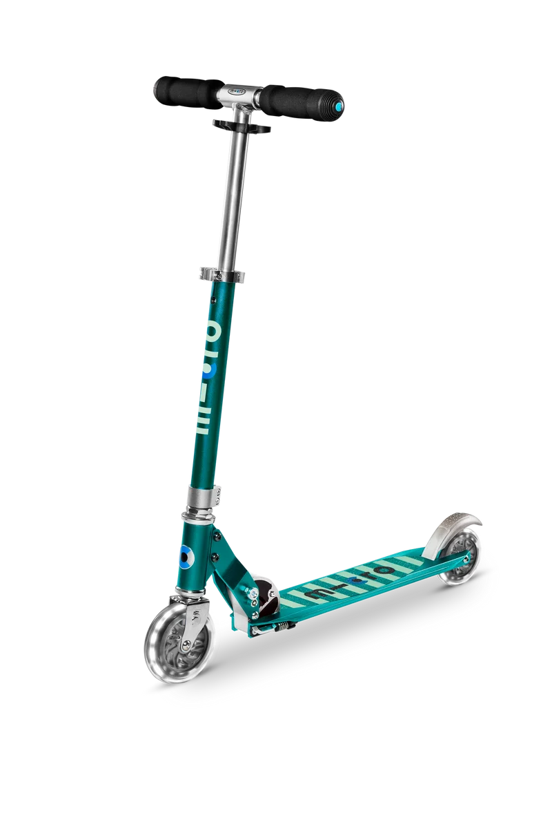 Patinete Sprite LED · Aqua Stripe