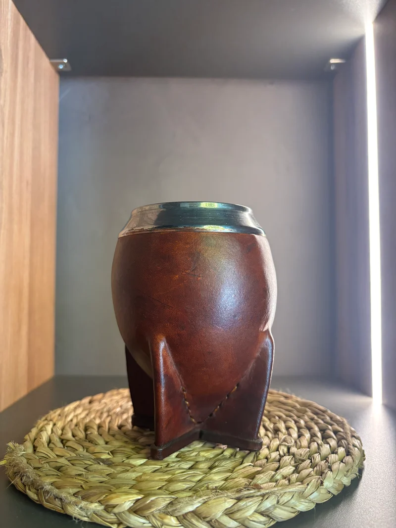AIRES - Mate Torpedo Marrón PREVENTA
