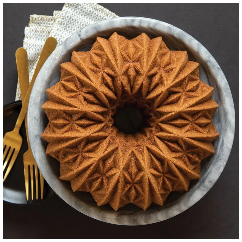 Nordic Ware molde Cut Crystal Bundt