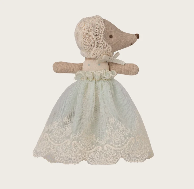 Ratinha bebé com roupa de festa – Verde Menta - Maileg