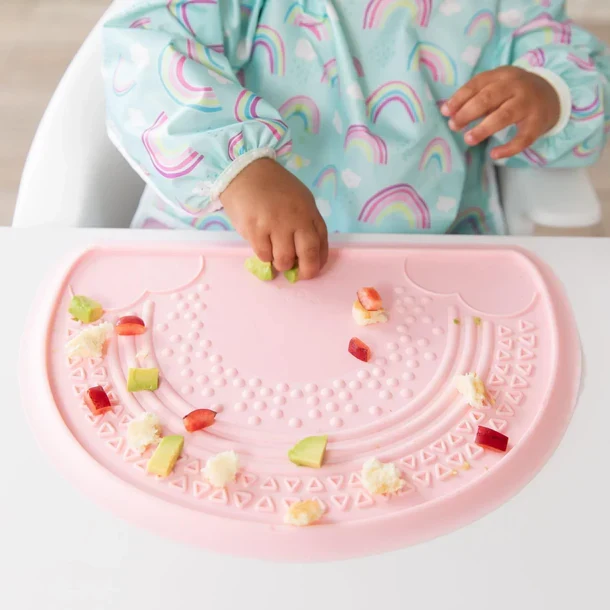 Babete Sleeved Bib: Rainbows